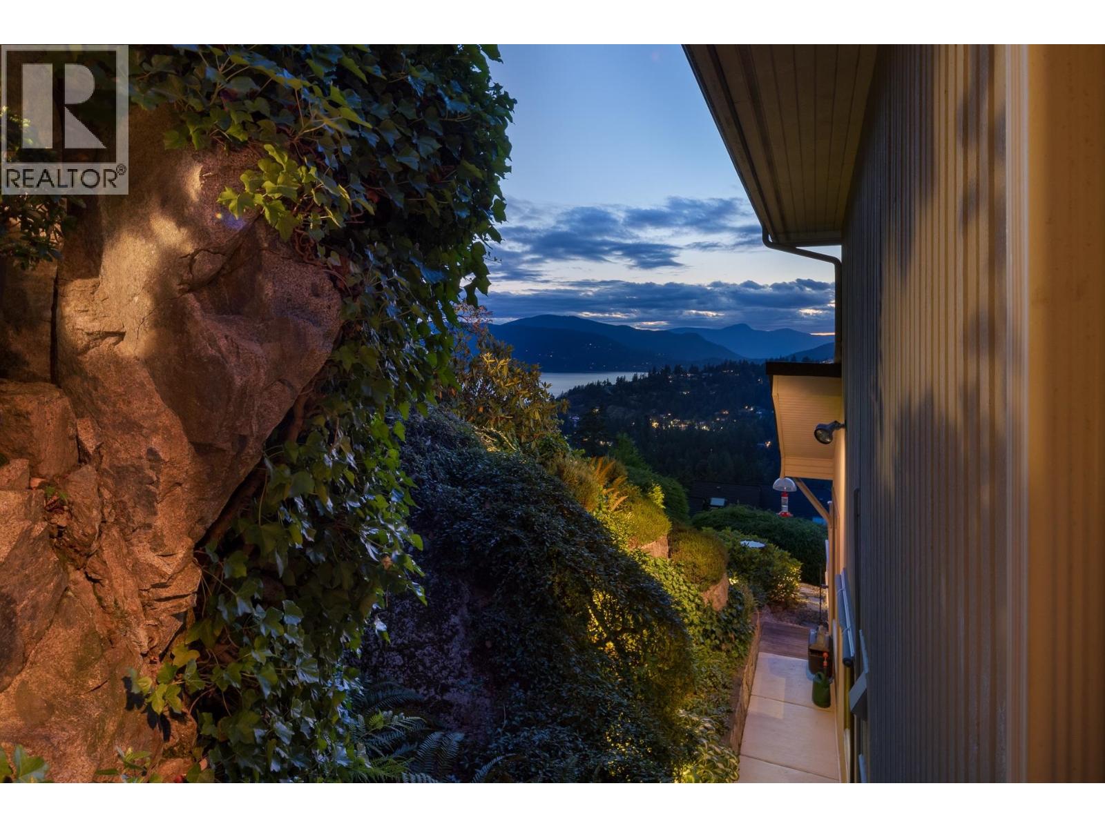 5267 ASPEN DRIVE, West Vancouver