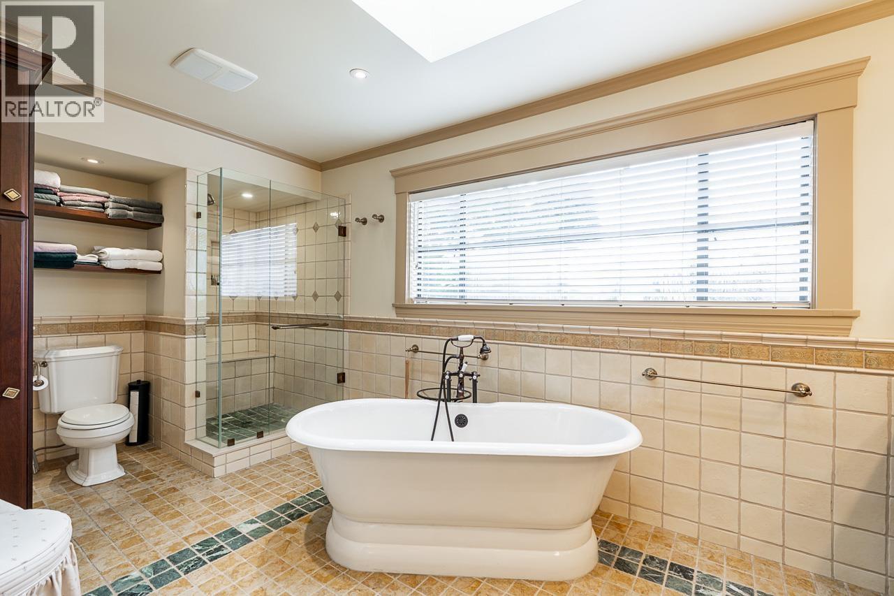 1986 W 36TH AVENUE, Vancouver