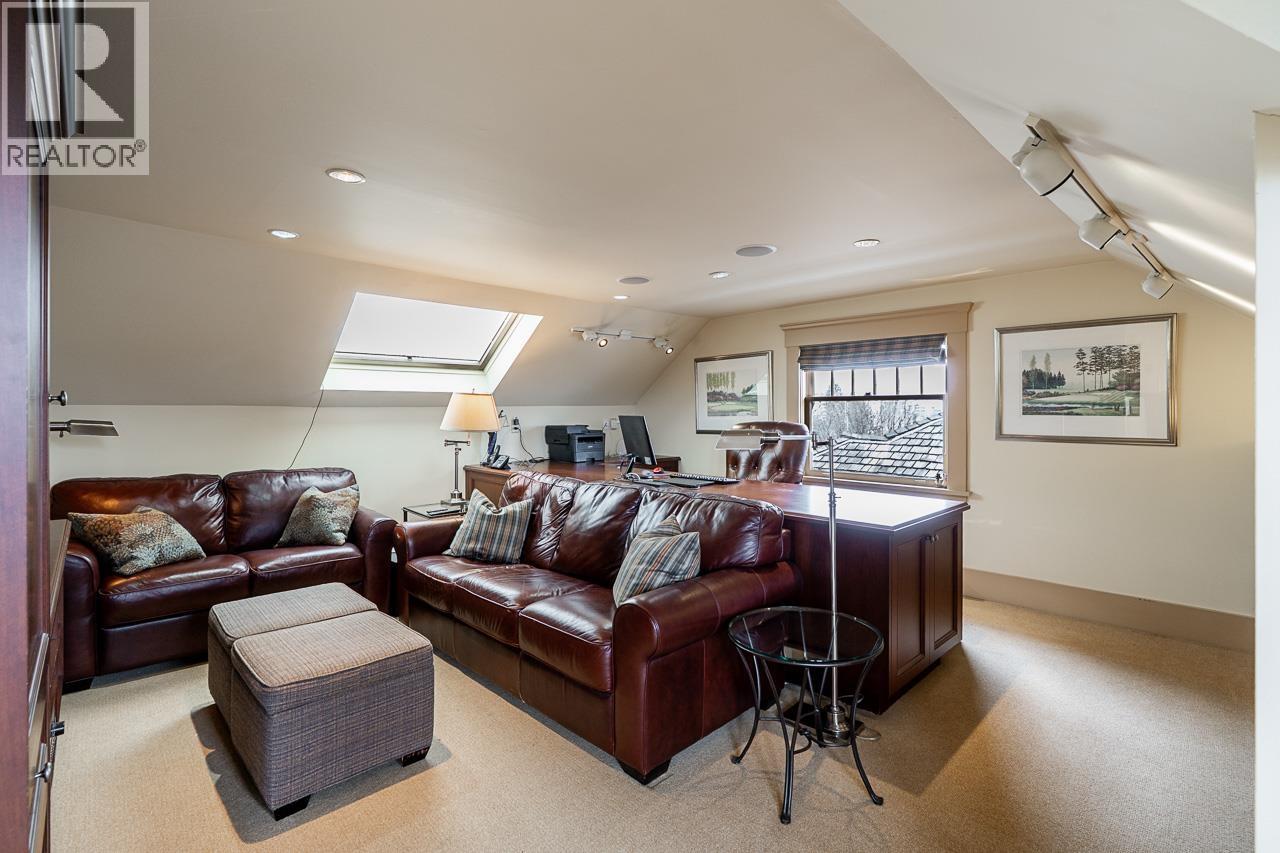 1986 W 36TH AVENUE, Vancouver