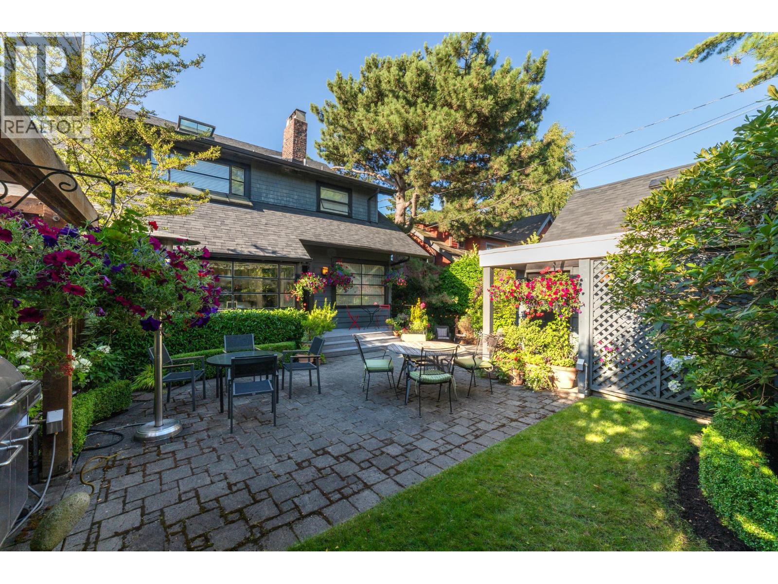 1986 W 36TH AVENUE, Vancouver