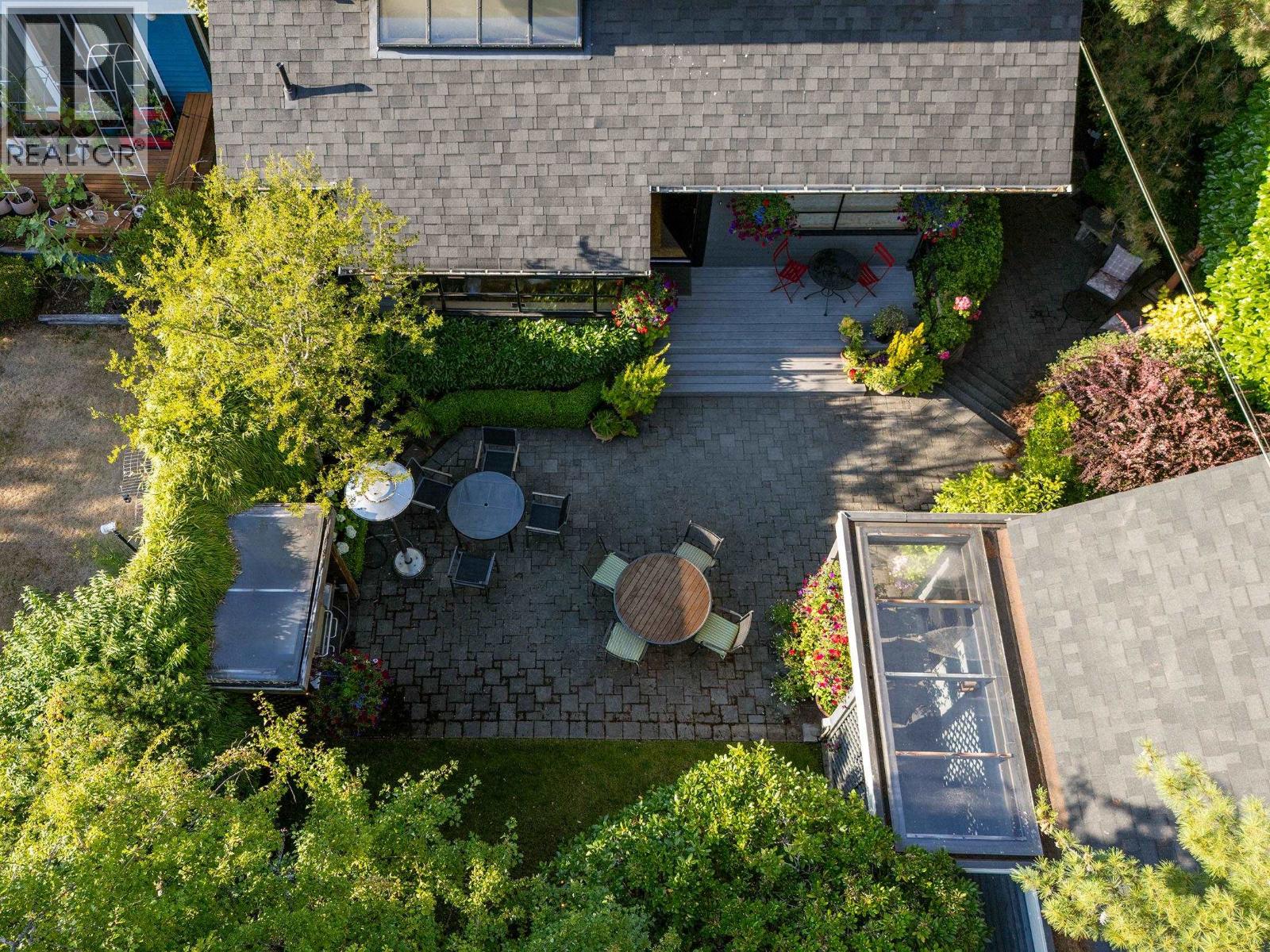 1986 W 36TH AVENUE, Vancouver