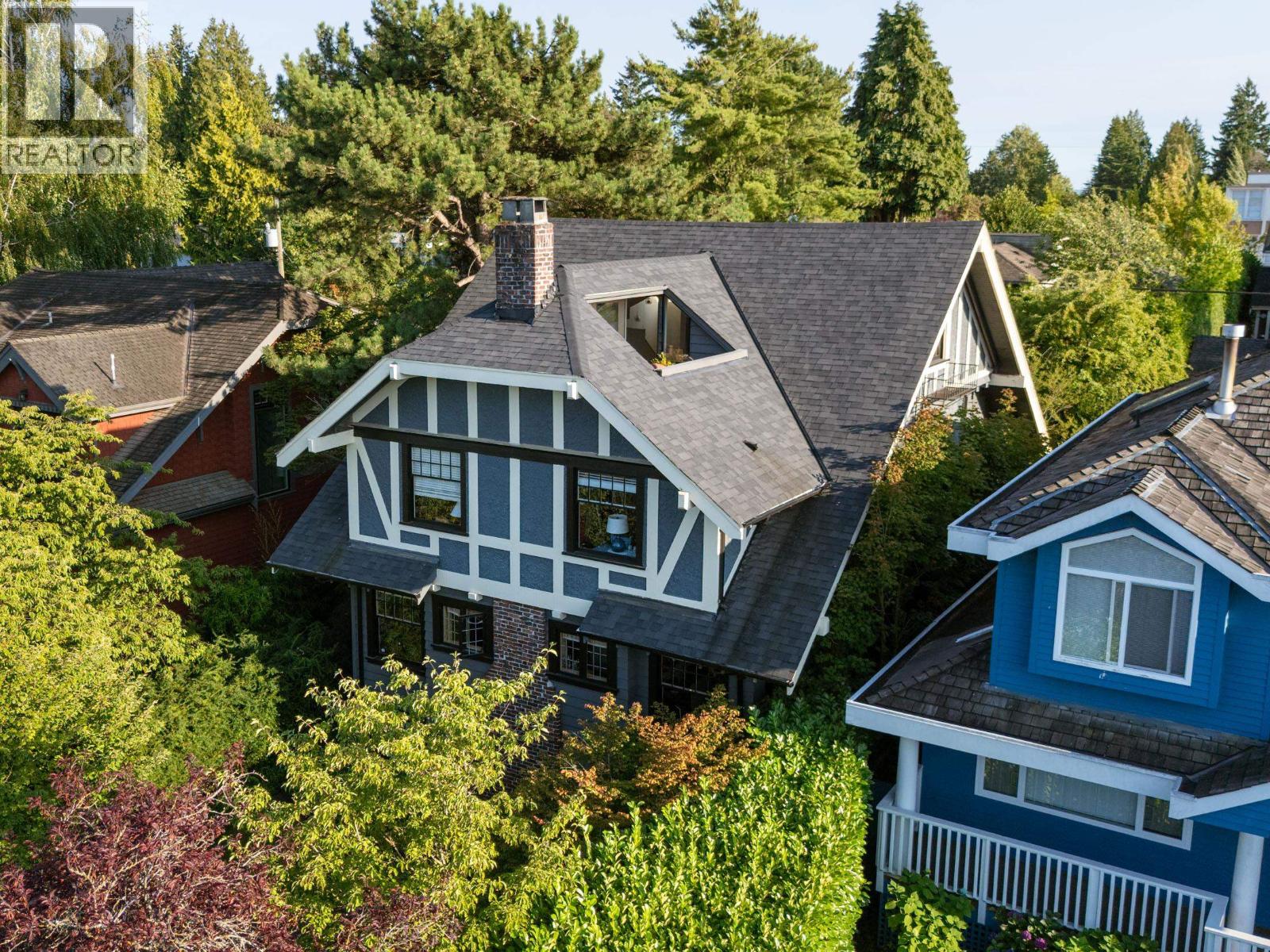 1986 W 36TH AVENUE, Vancouver