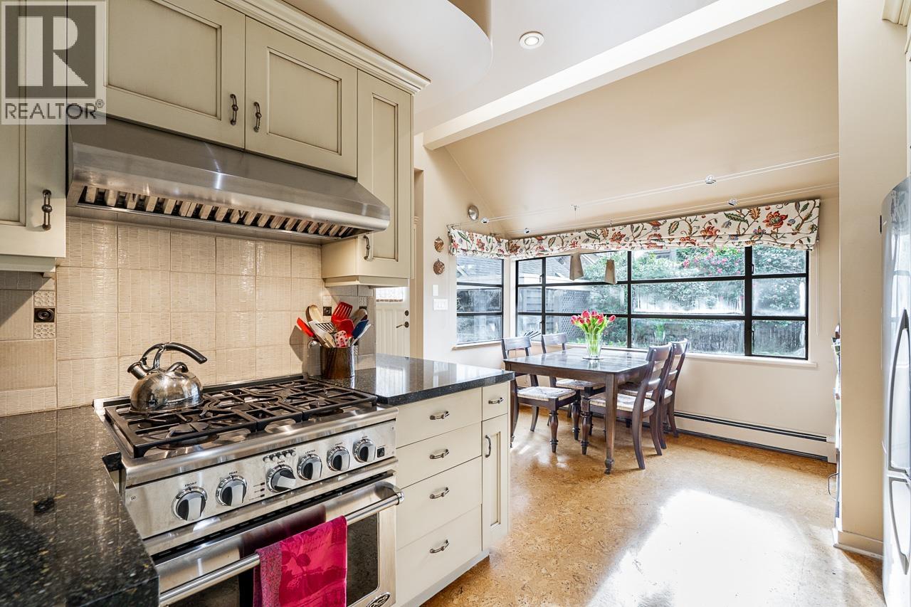 1986 W 36TH AVENUE, Vancouver