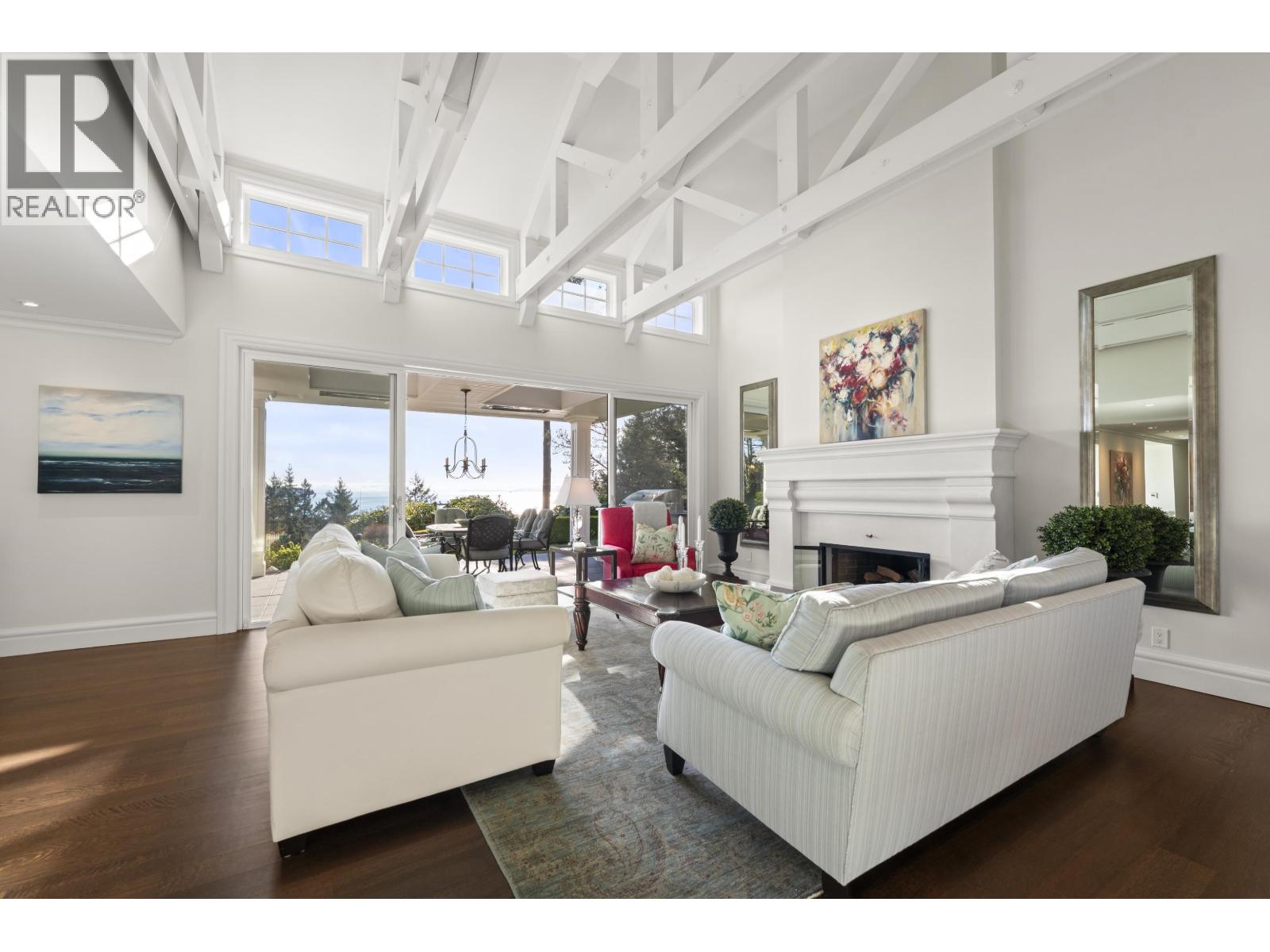 6215 OVERSTONE DRIVE, West Vancouver