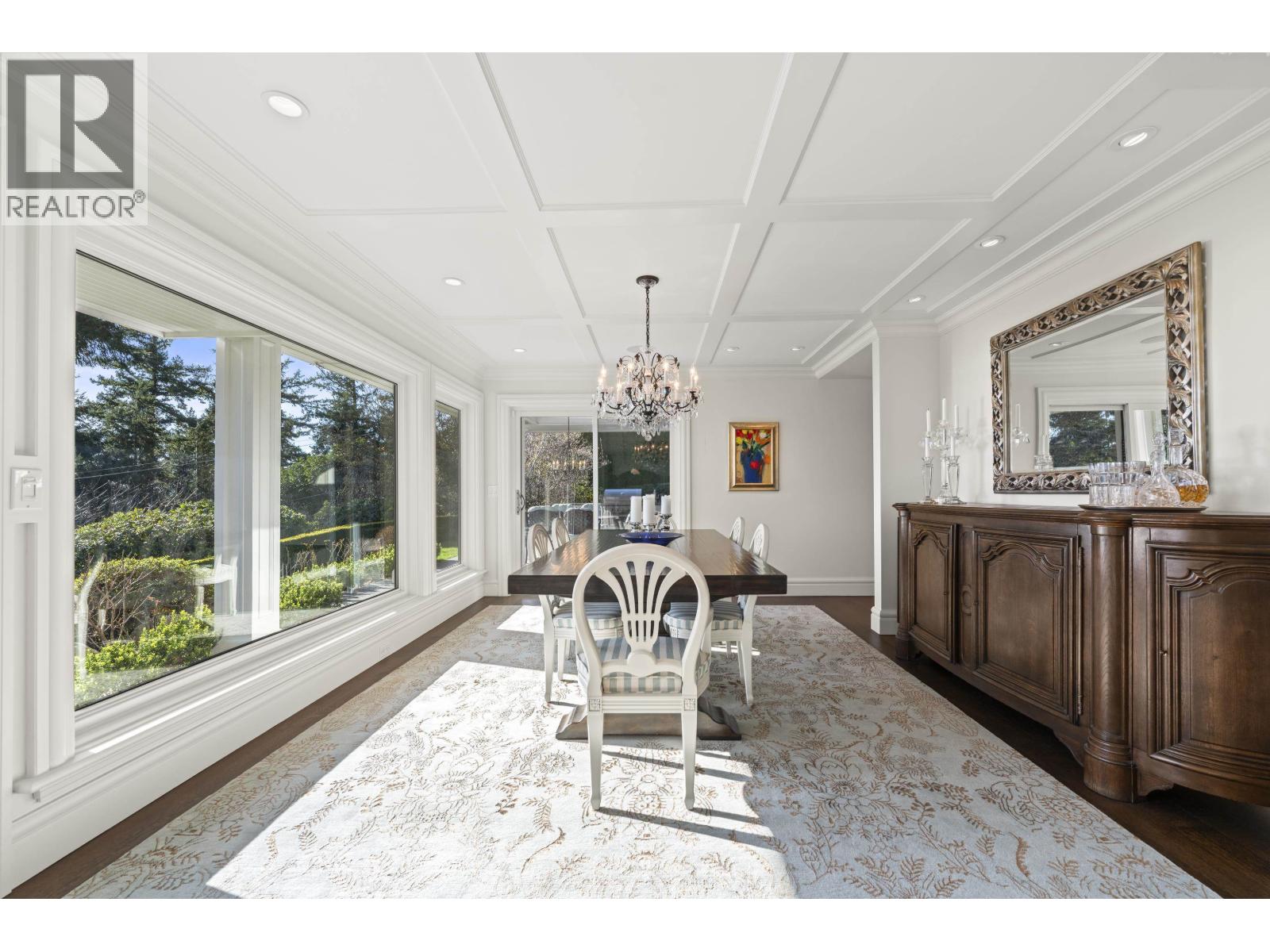 6215 OVERSTONE DRIVE, West Vancouver