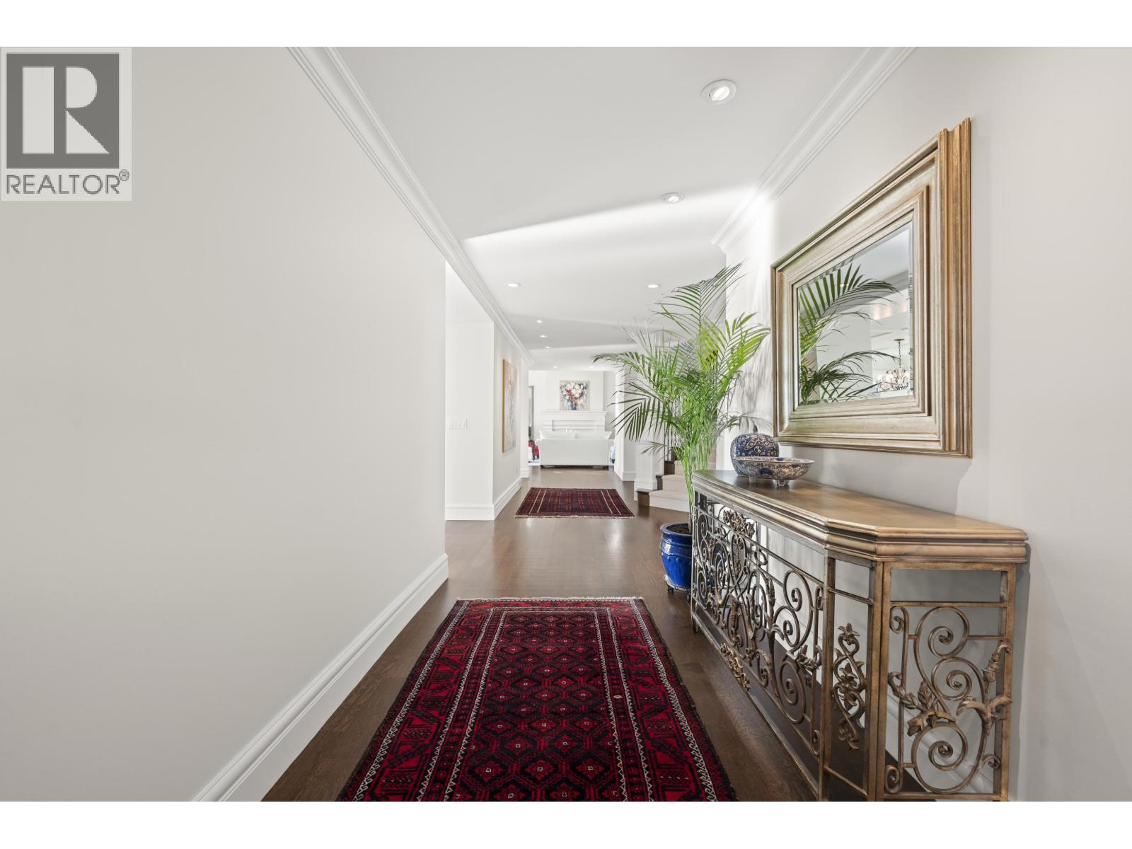 6215 OVERSTONE DRIVE, West Vancouver