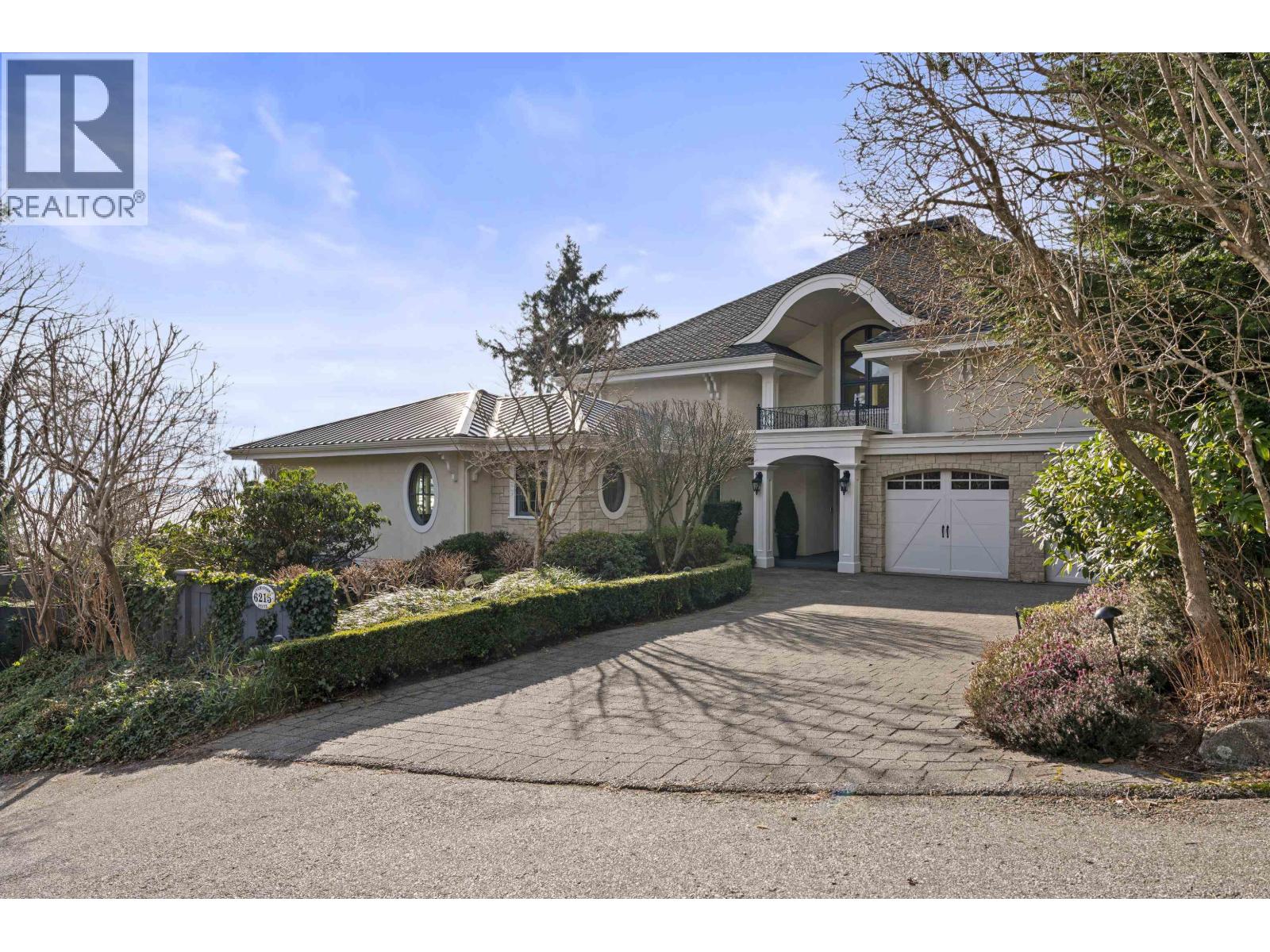 6215 OVERSTONE DRIVE, West Vancouver