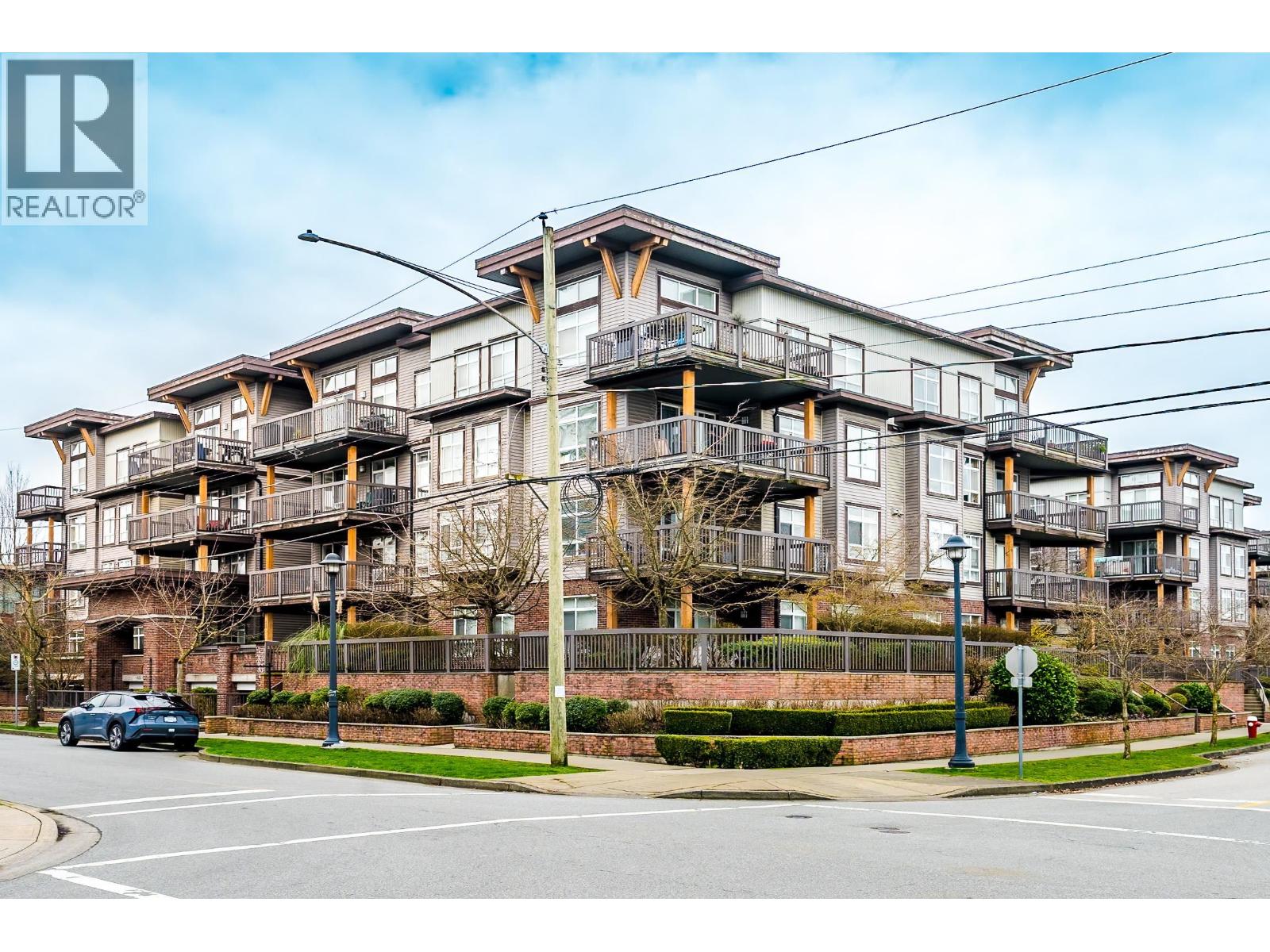 409 9233 FERNDALE ROAD - Photo 2 of 21, Richmond, British Columbia