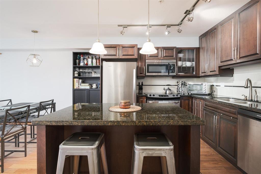 312 19939 55A AVENUE - Photo 4 of 9, Langley, British Columbia