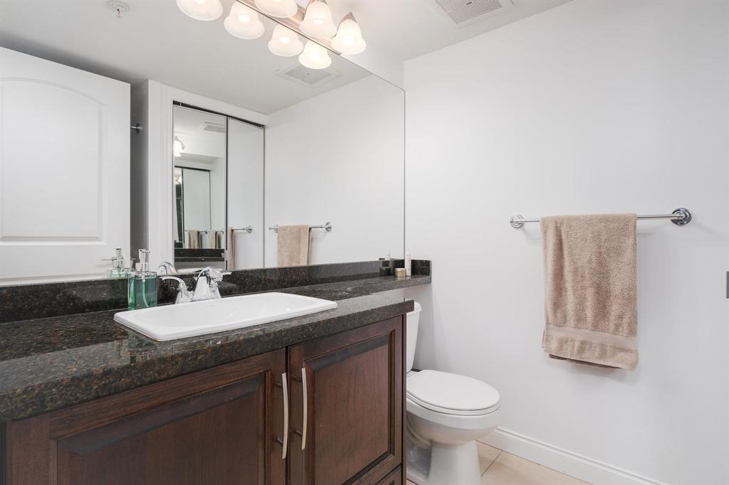 312 19939 55A AVENUE - Photo 5 of 9, Langley, British Columbia