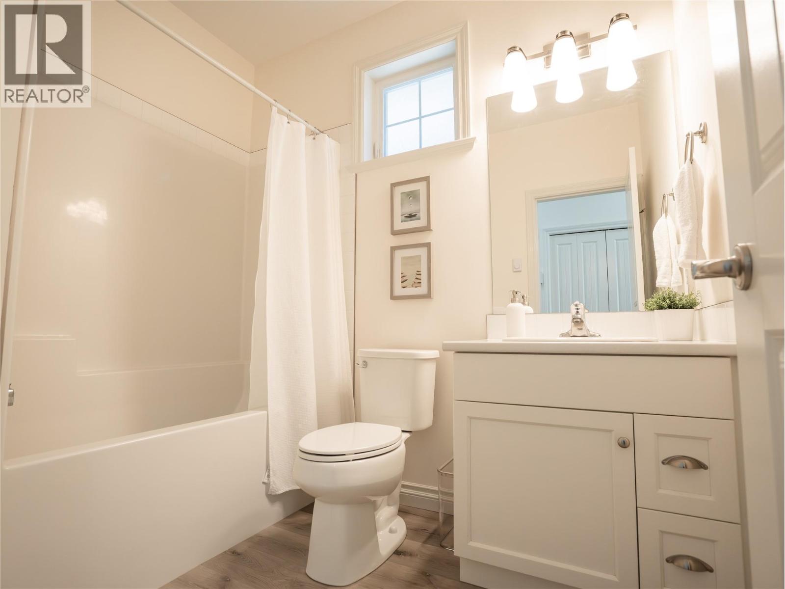 2450 Radio Tower Road Unit# 1, Oliver