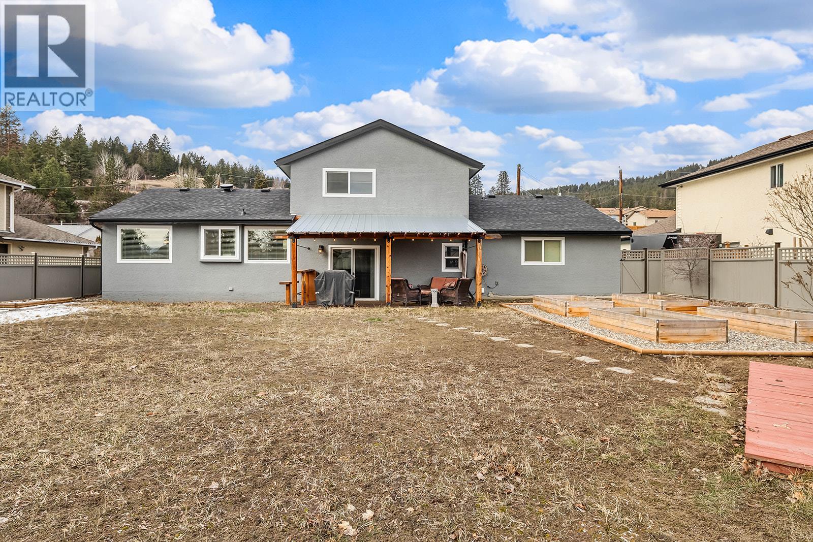 3345 Chelsea Court, West Kelowna