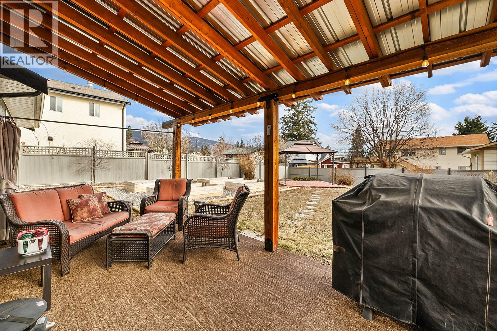 3345 Chelsea Court, West Kelowna