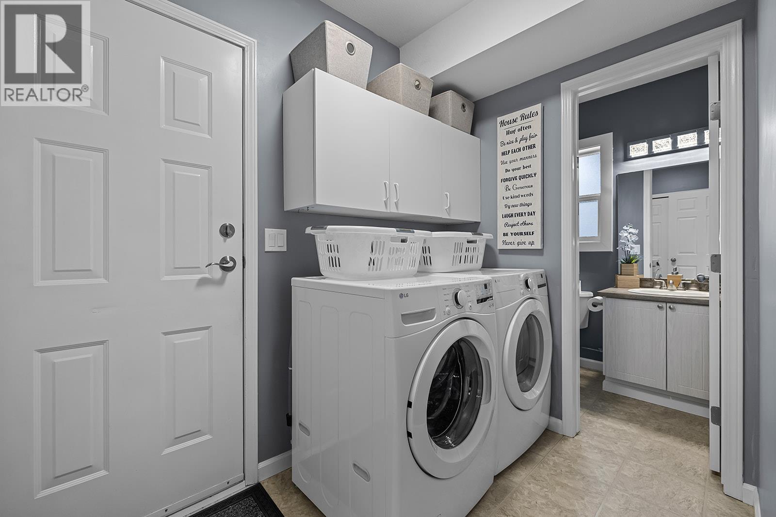 3345 Chelsea Court, West Kelowna