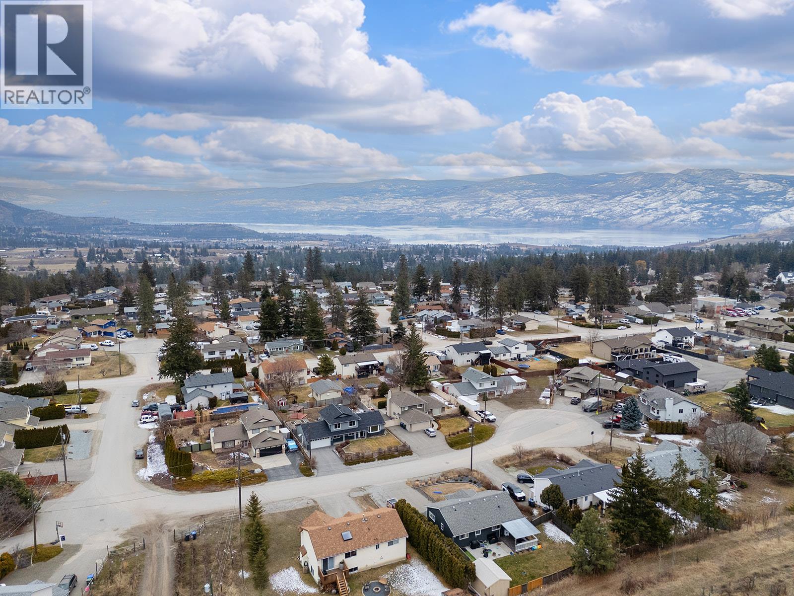 3345 Chelsea Court, West Kelowna