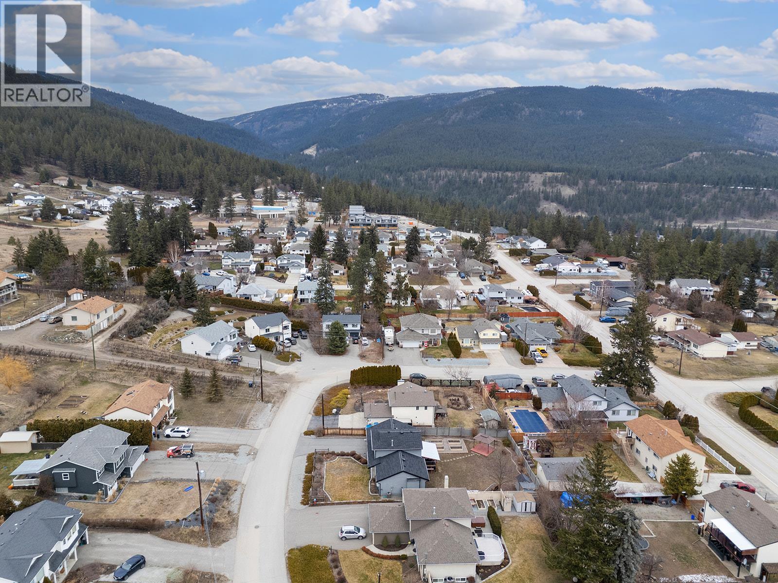 3345 Chelsea Court, West Kelowna