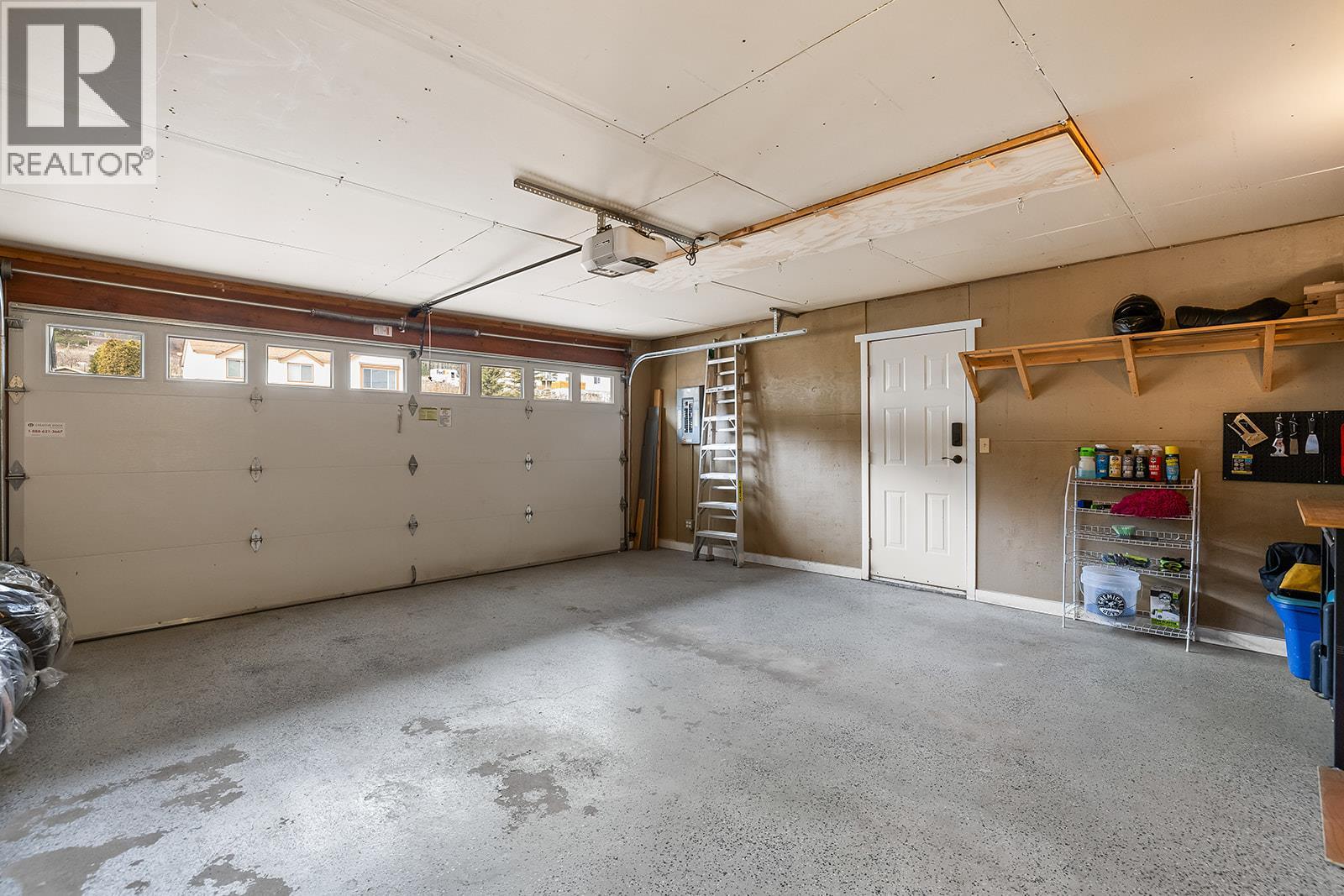 3345 Chelsea Court, West Kelowna