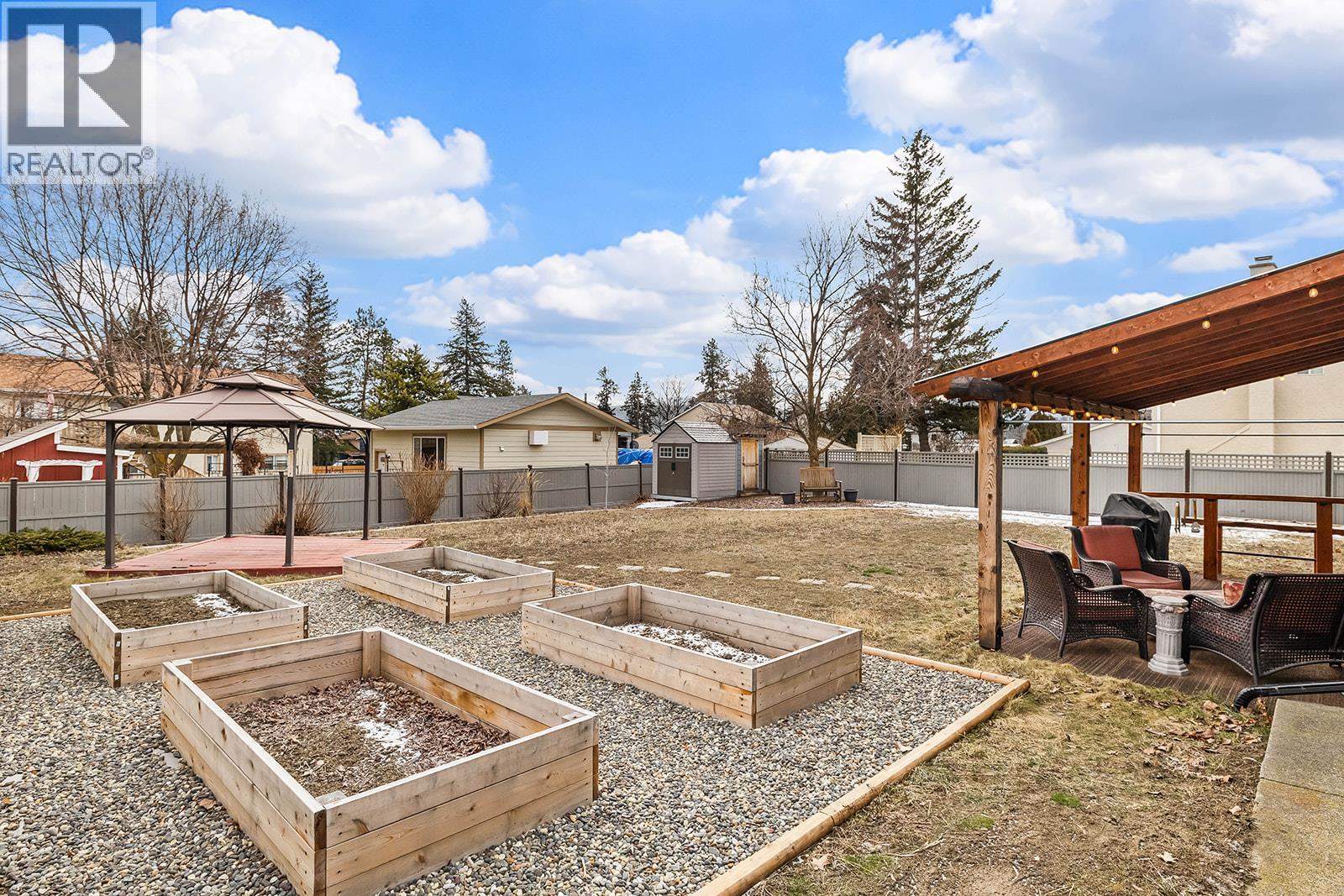 3345 Chelsea Court, West Kelowna