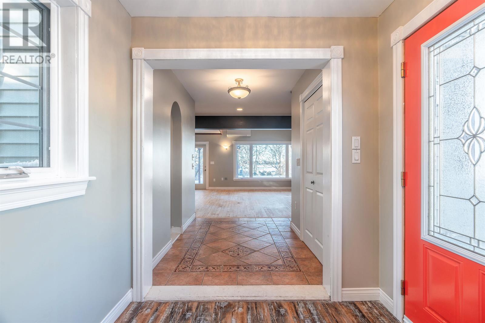 114 STRATFORD Road - 3