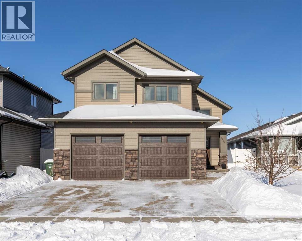 5824 Maple Crescent - Photo 2 of 48, Innisfail, Alberta