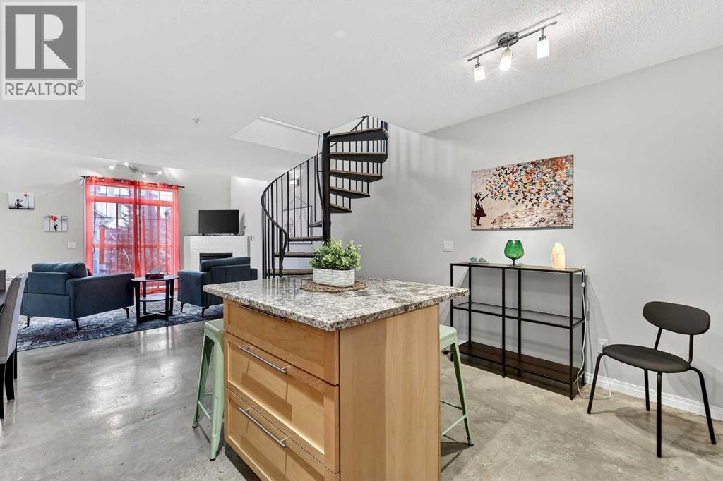 Single Family House Multi-level for Sale in    Avenue SW Altadore Calgary 