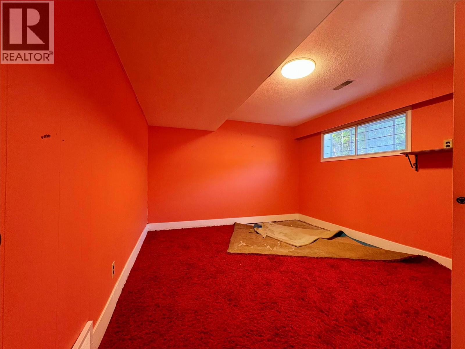 1738 Smithson Drive, Kelowna