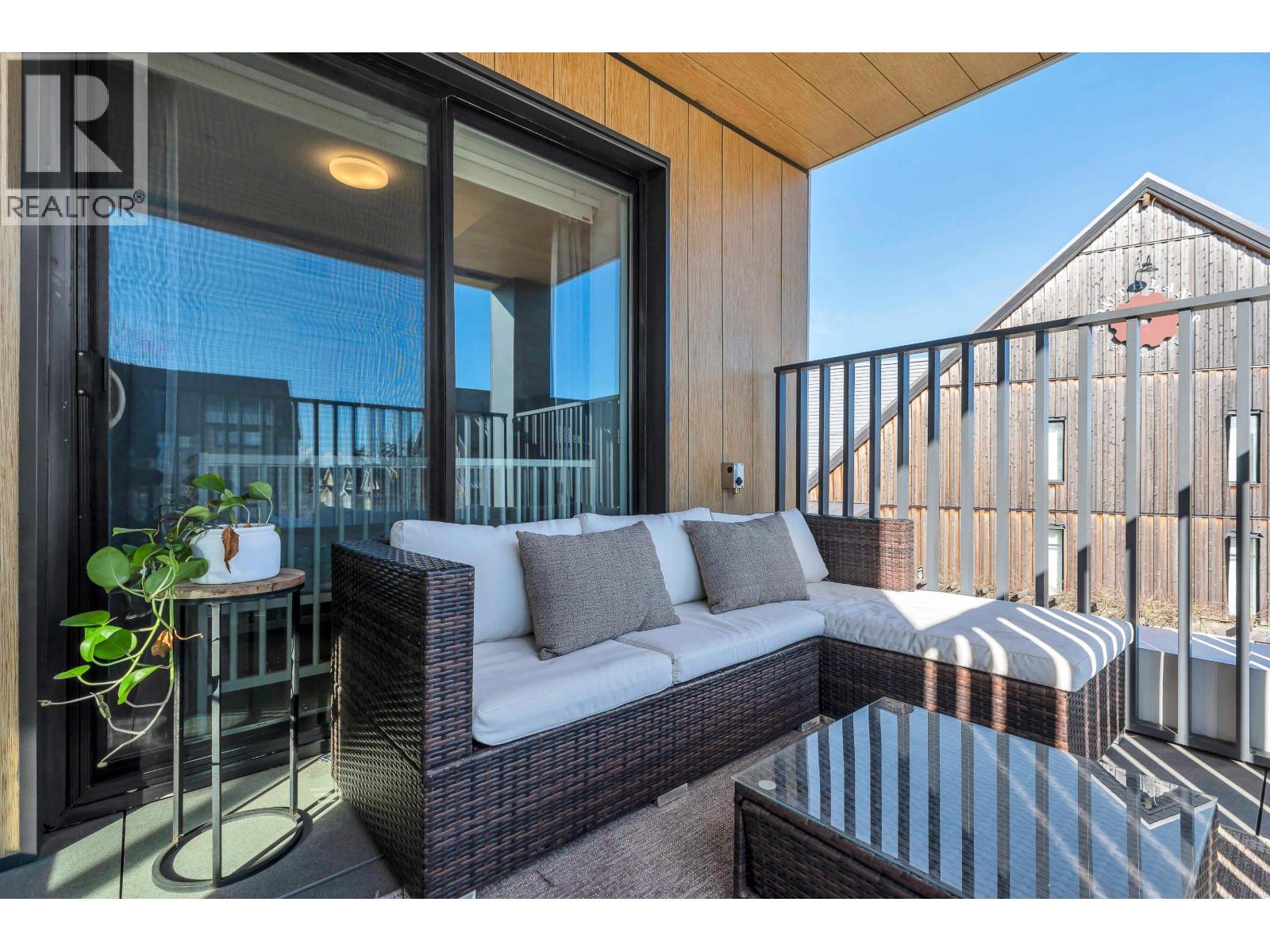 #201-251 BOUNDARY BAY Road, Delta