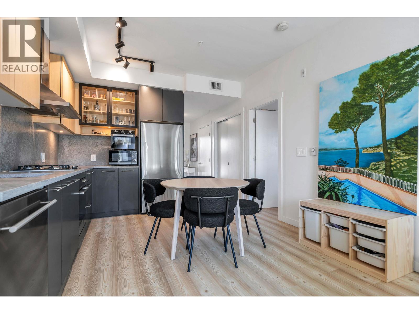 #201-251 BOUNDARY BAY Road, Delta