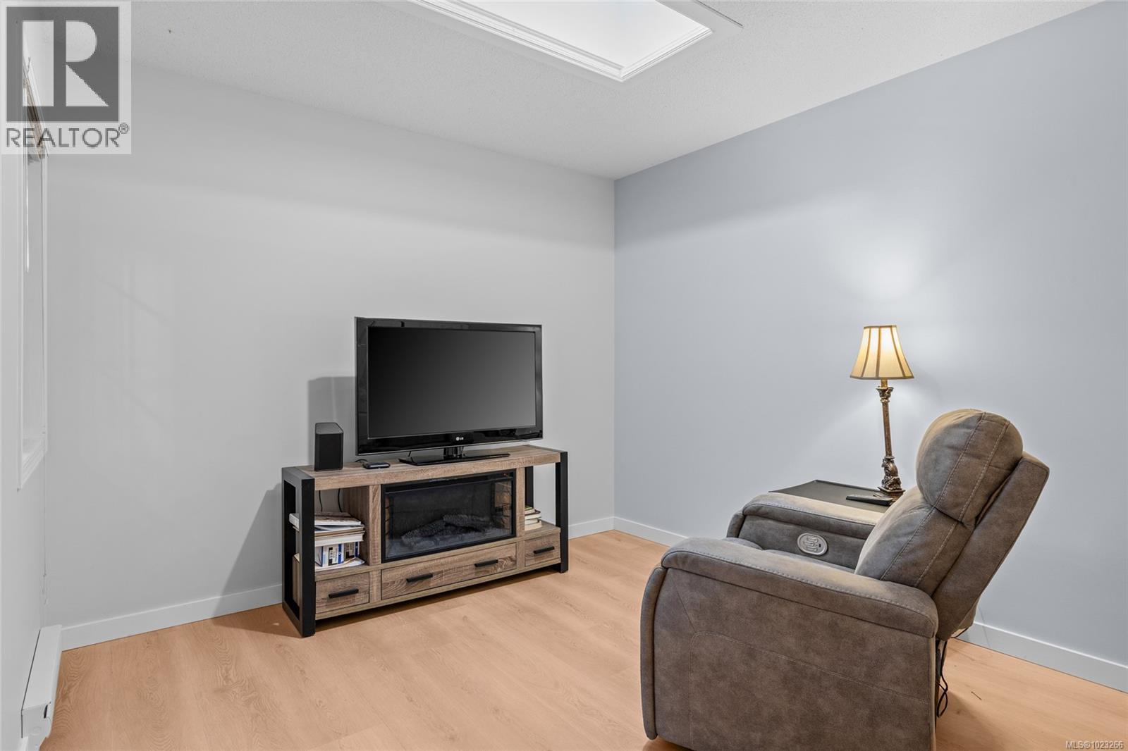 19 901 Kentwood Lane, Saanich