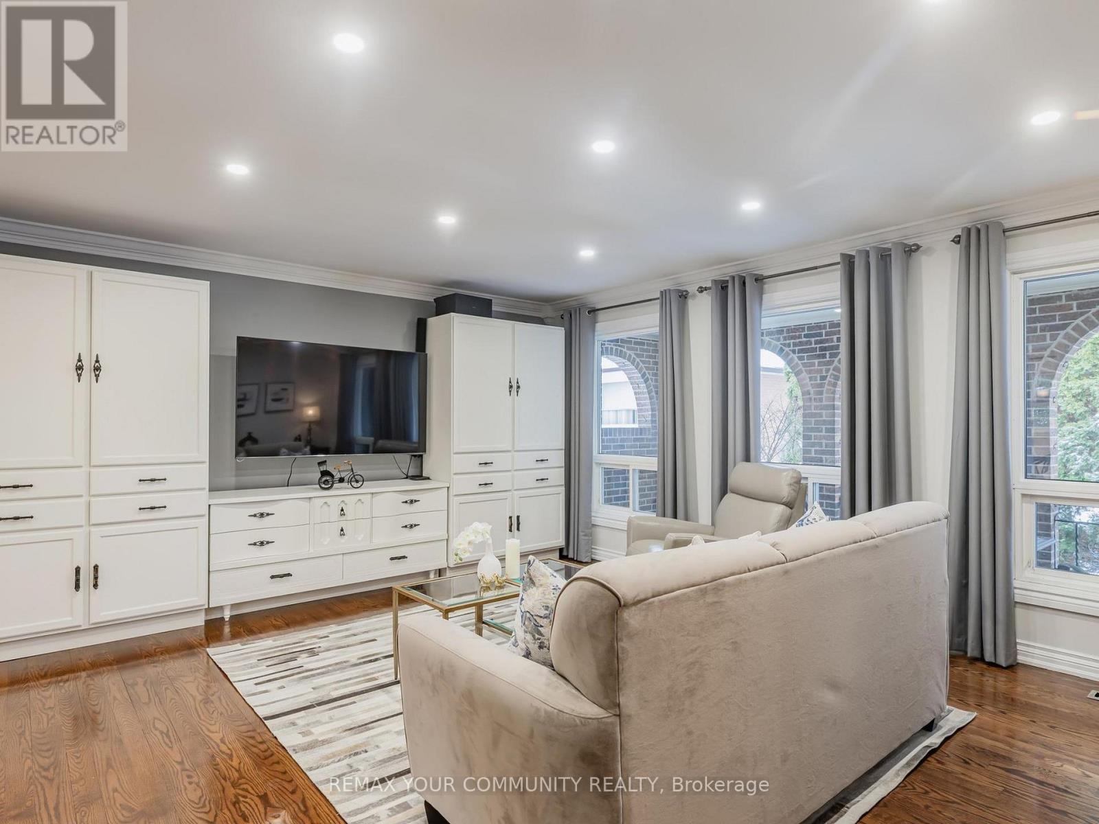 130 SPRUCE AVENUE - Photo 5 of 50, Richmond Hill (South Richvale), Ontario