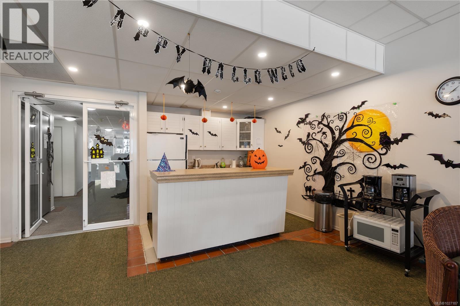 118 10459 Resthaven Dr, Sidney