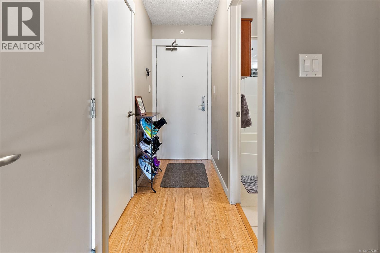 1103 751 Fairfield Road, Victoria