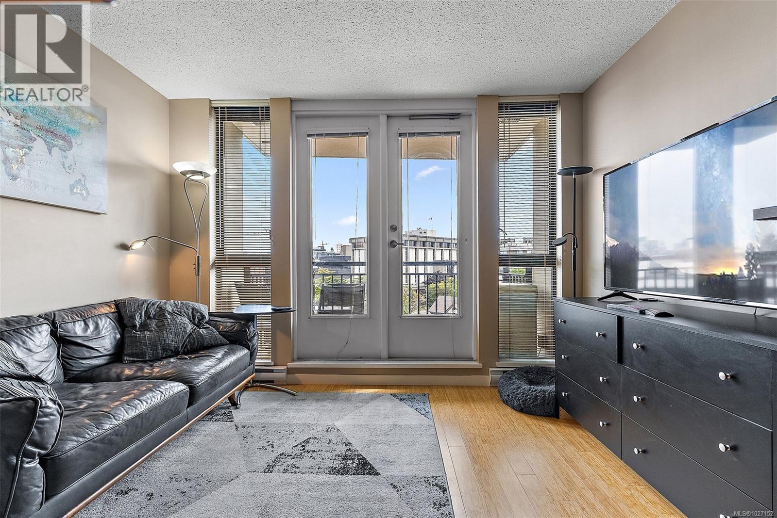 1103 751 Fairfield Road, Victoria