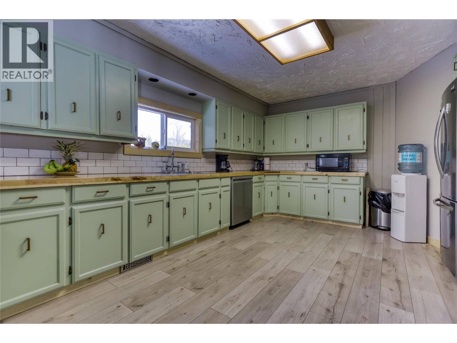 4161 VERIGIN Road, Nelson