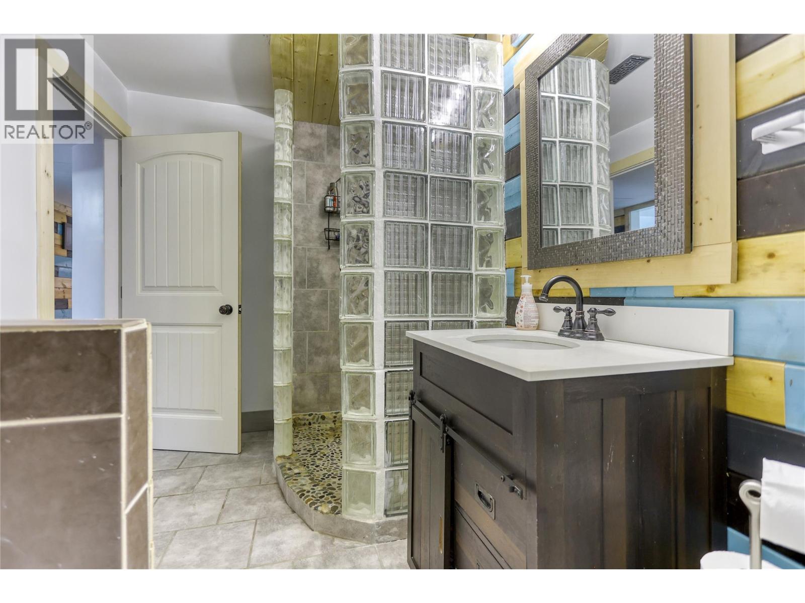 4161 VERIGIN Road - 38