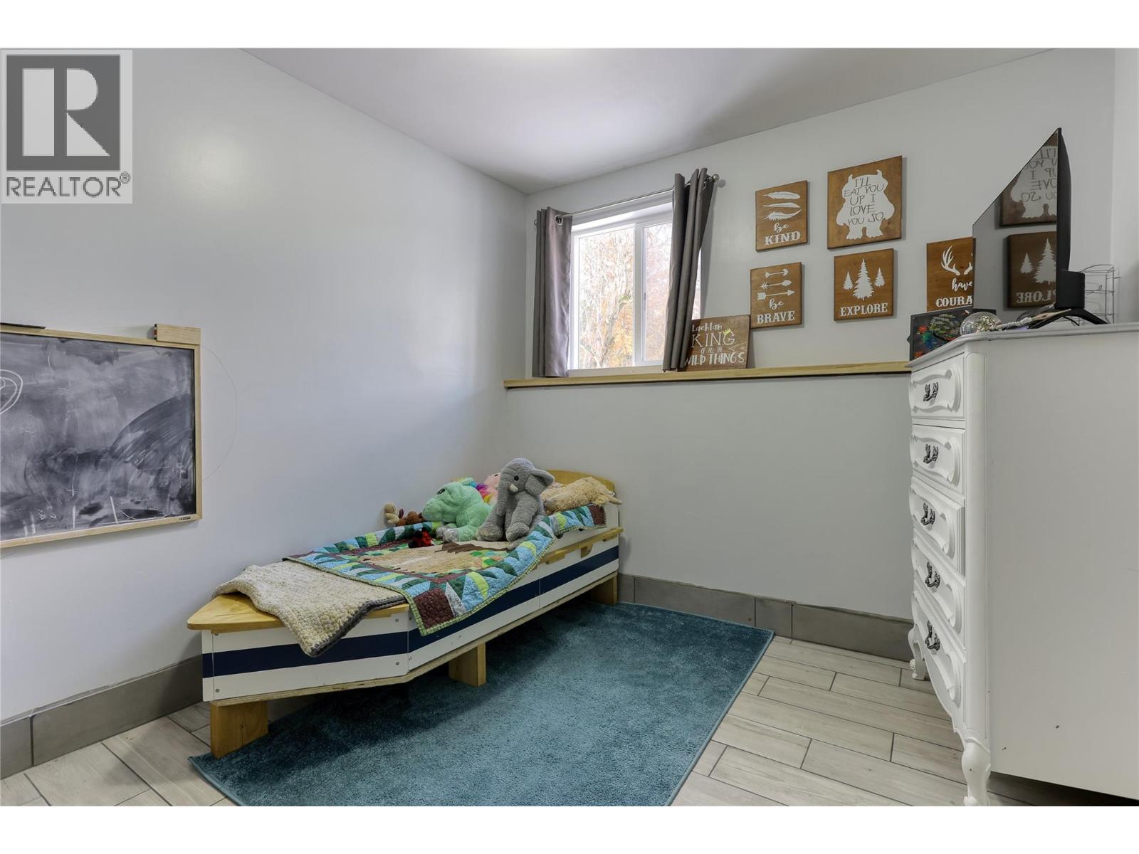 4161 VERIGIN Road - 40