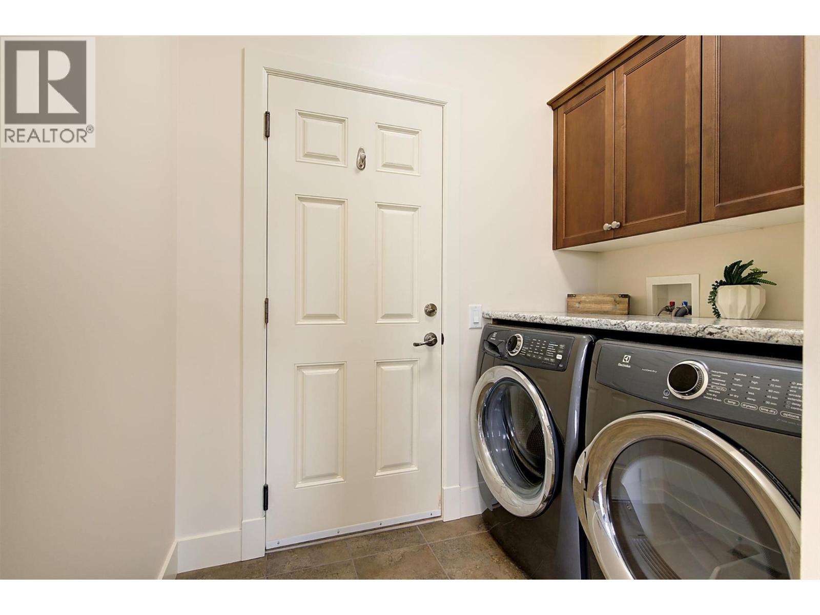  2190 Alvarado Trail, West Kelowna