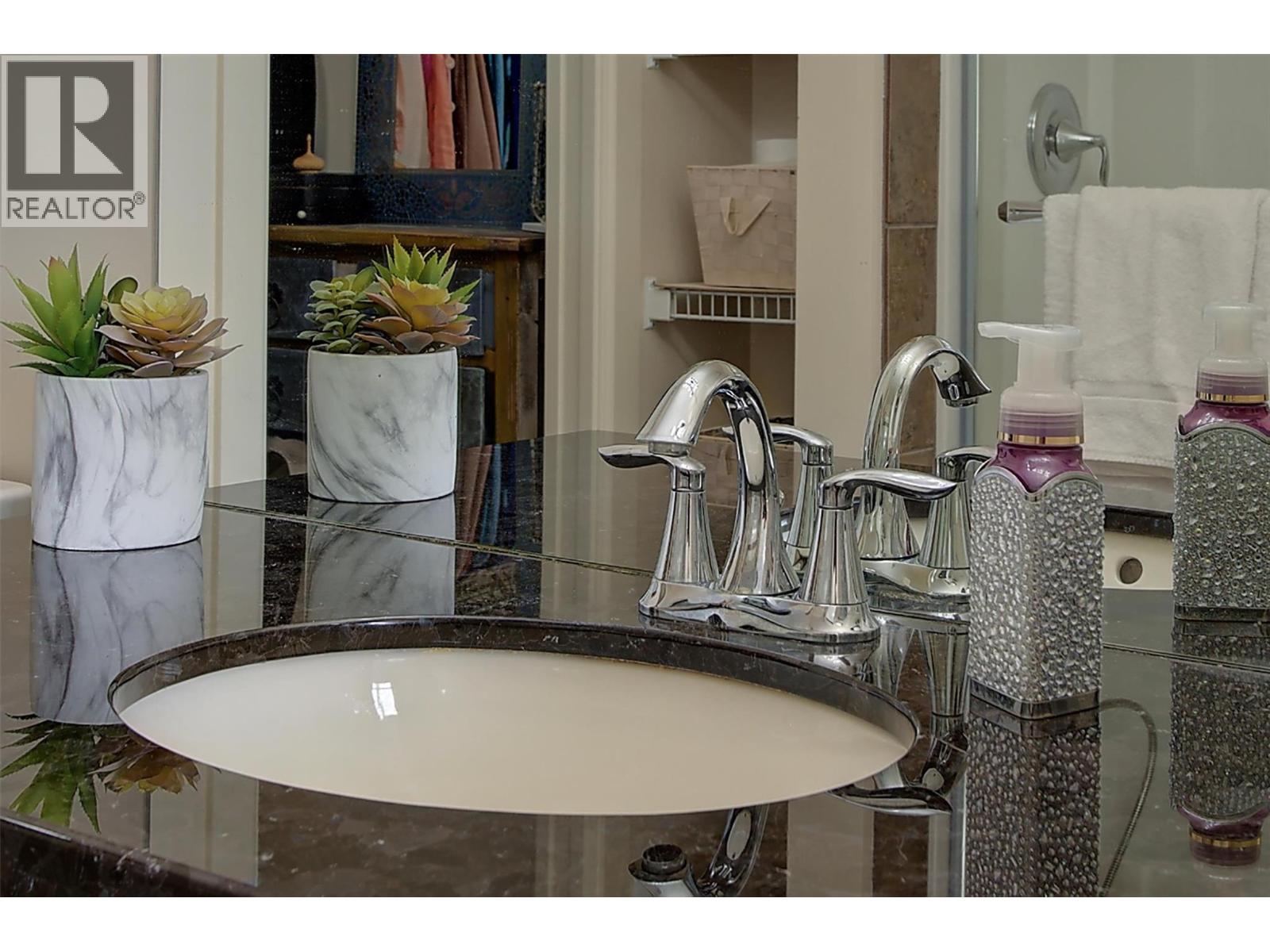  2190 Alvarado Trail, West Kelowna