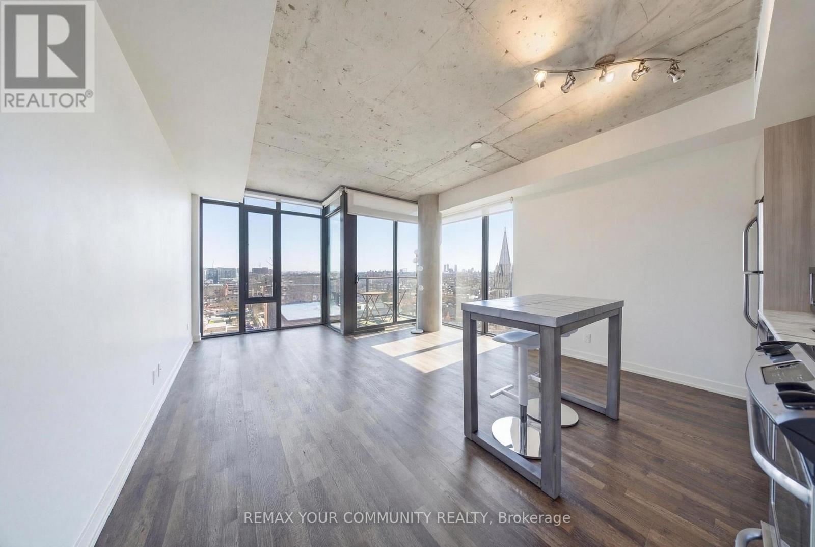 1307 - 95 BATHURST STREET - Photo 3 of 19, Toronto (Waterfront Communities), Ontario