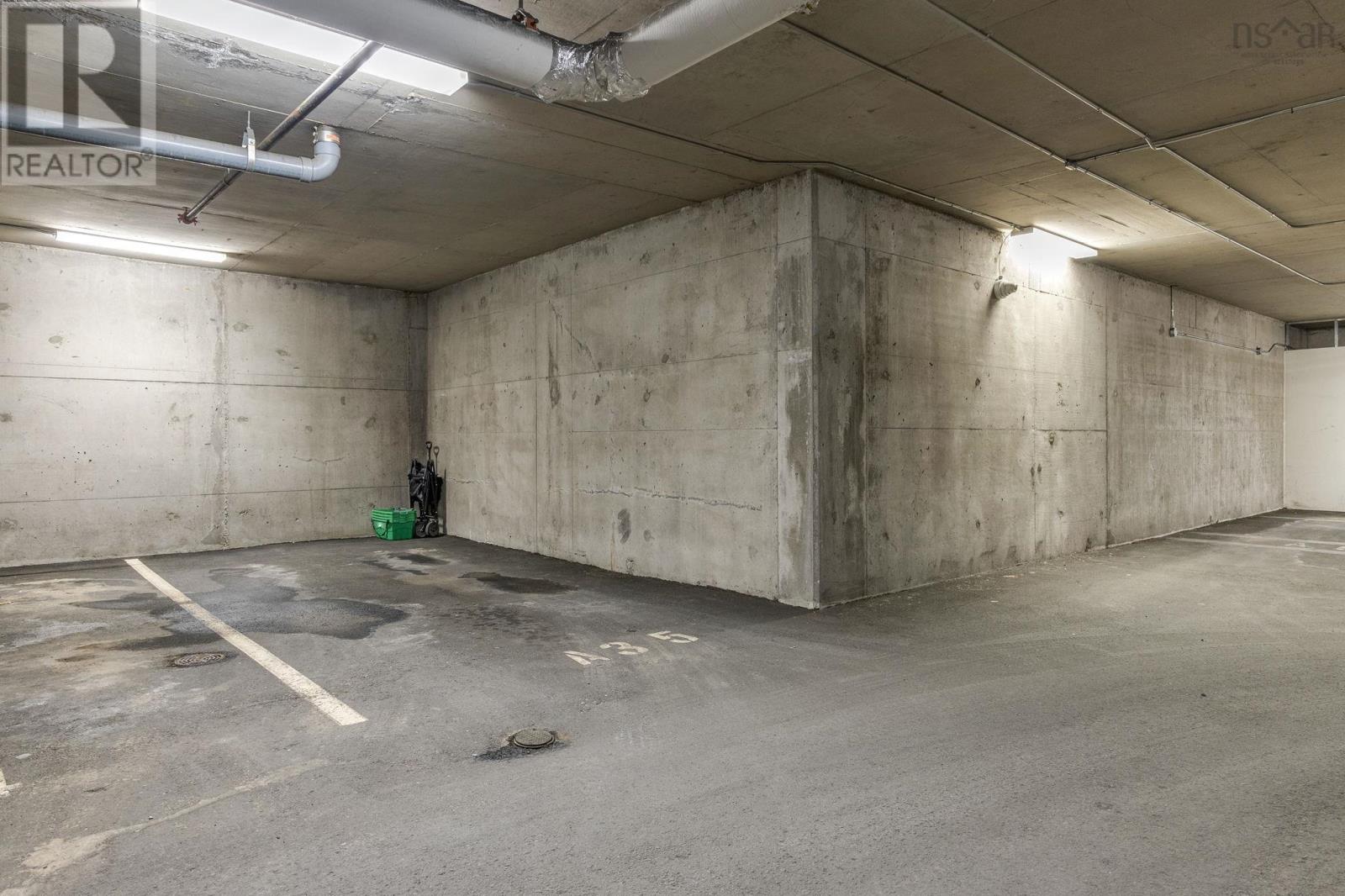 Property 39 of 49 of 1007 15 Kings Wharf Place