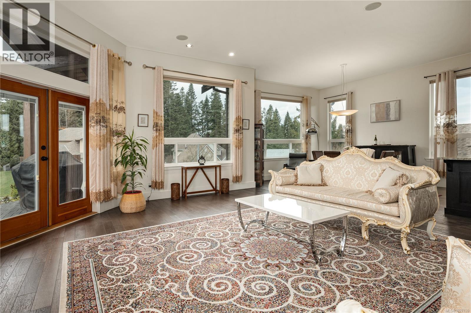 1674 Trumpeter Cres, Courtenay