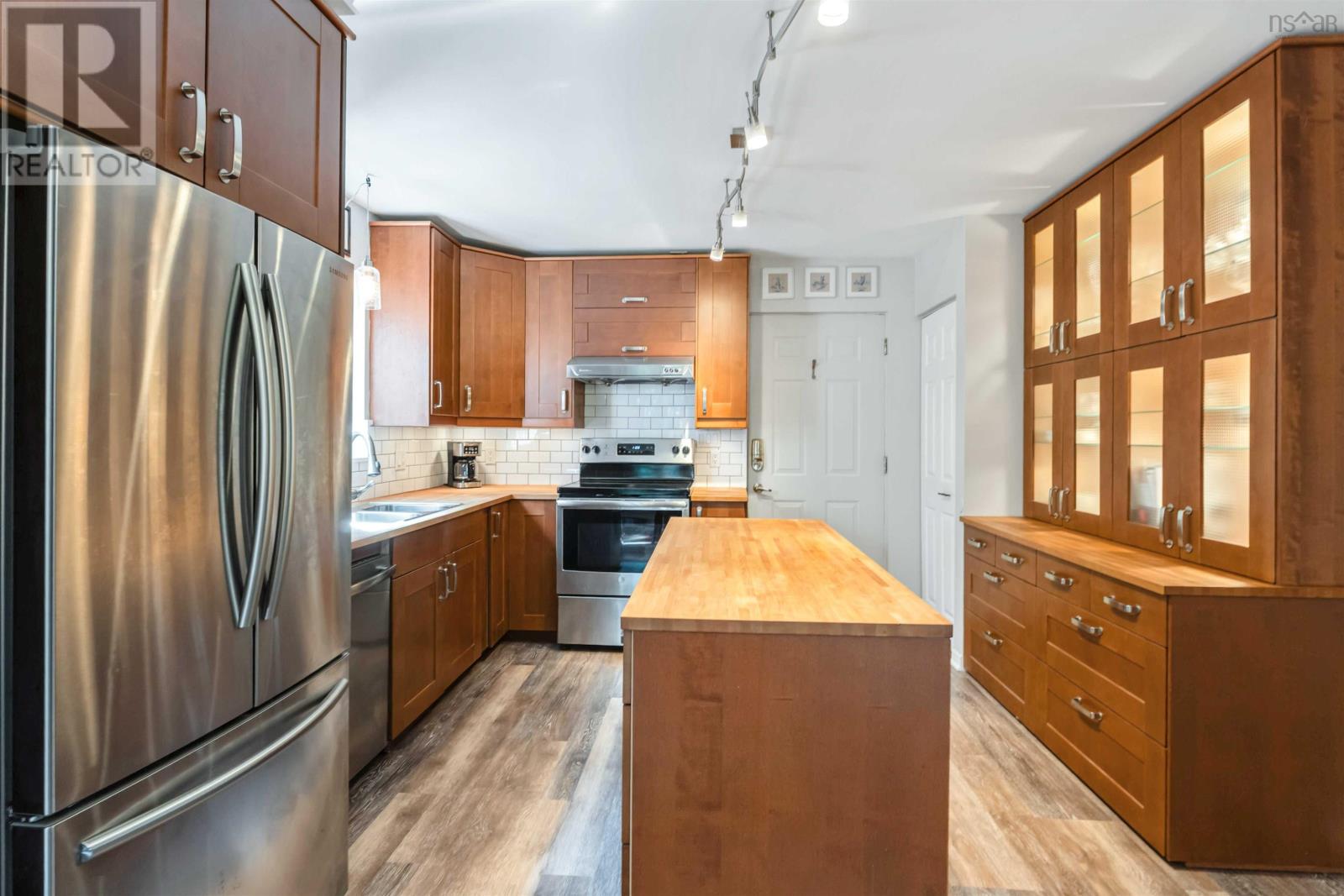 Property 13 of 51 of 1800 Cartier Court