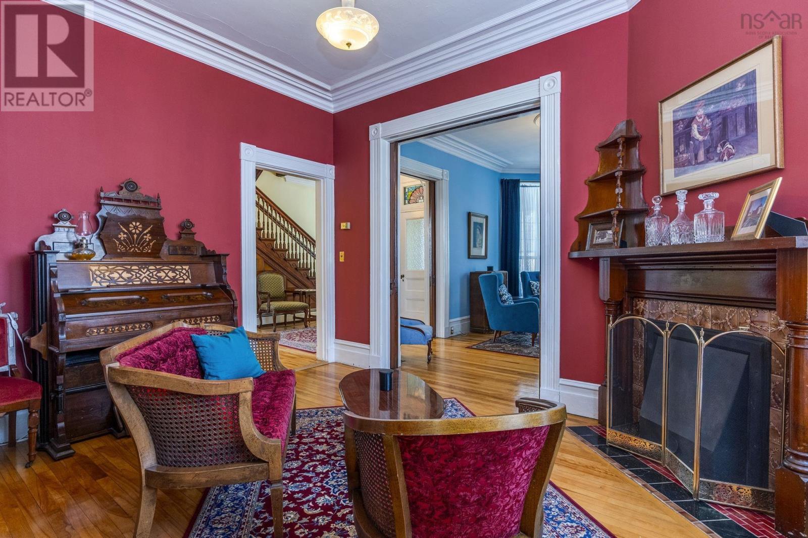 Property 8 of 50 of 153 Albert Street