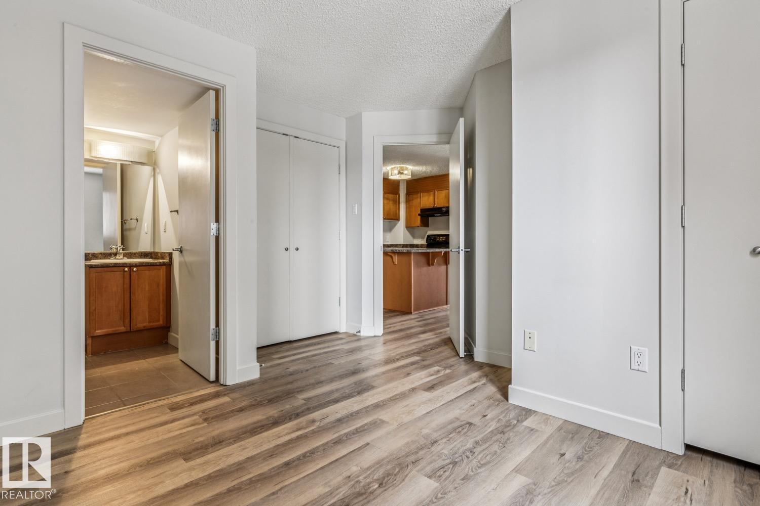 #404 9715 110 ST NW - 19