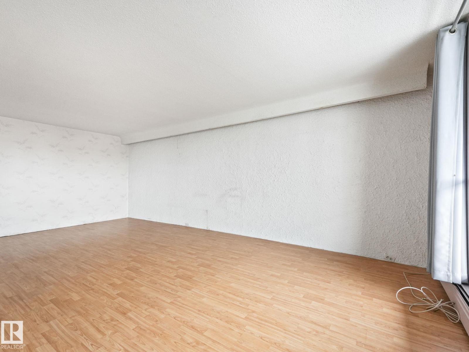 
          1404 10160 115 Street NW
            <br/>
            <span>Edmonton</span>
            , 
            <span>AB</span>
             <span>T5K1T6</span>
         - Photo 41