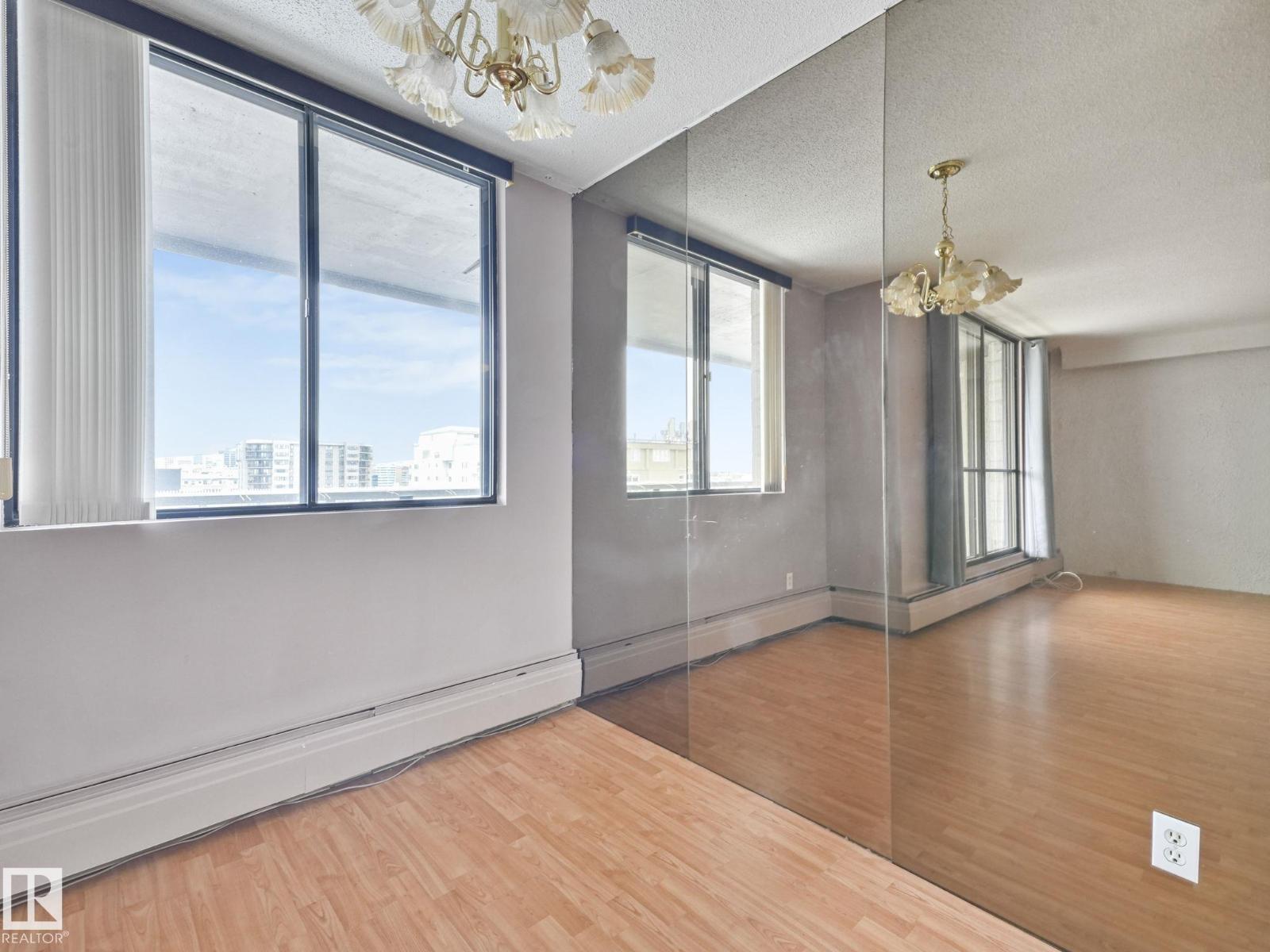 
          1404 10160 115 Street NW
            <br/>
            <span>Edmonton</span>
            , 
            <span>AB</span>
             <span>T5K1T6</span>
         - Photo 42