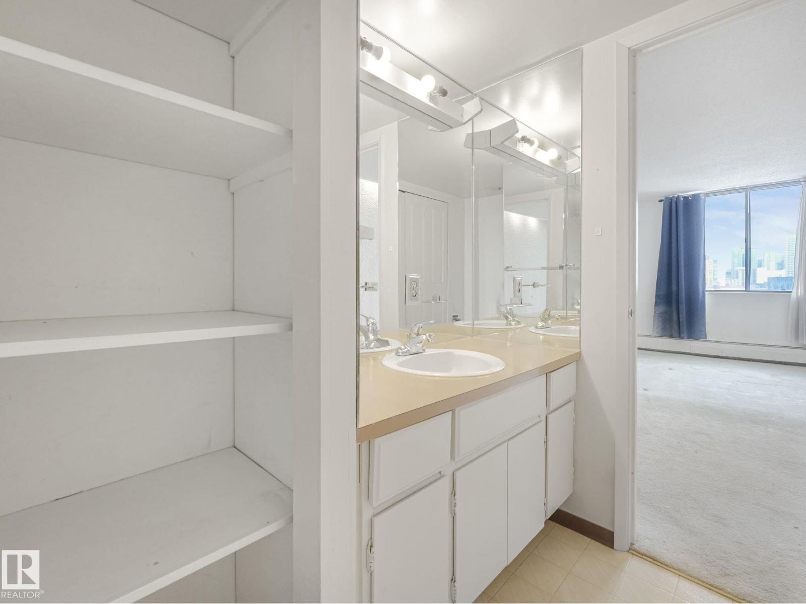 
          1404 10160 115 Street NW
            <br/>
            <span>Edmonton</span>
            , 
            <span>AB</span>
             <span>T5K1T6</span>
         - Photo 26