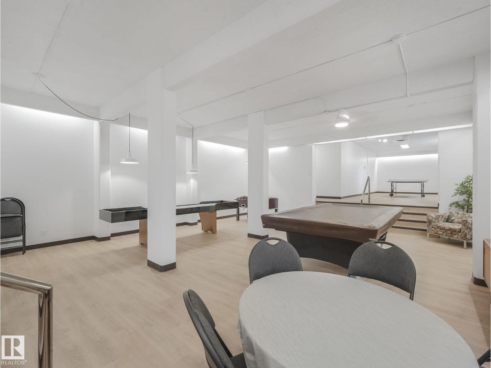 
          1404 10160 115 Street NW
            <br/>
            <span>Edmonton</span>
            , 
            <span>AB</span>
             <span>T5K1T6</span>
         - Photo 38