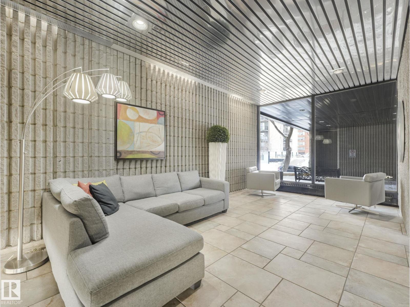 
          1404 10160 115 Street NW
            <br/>
            <span>Edmonton</span>
            , 
            <span>AB</span>
             <span>T5K1T6</span>
         - Photo 7