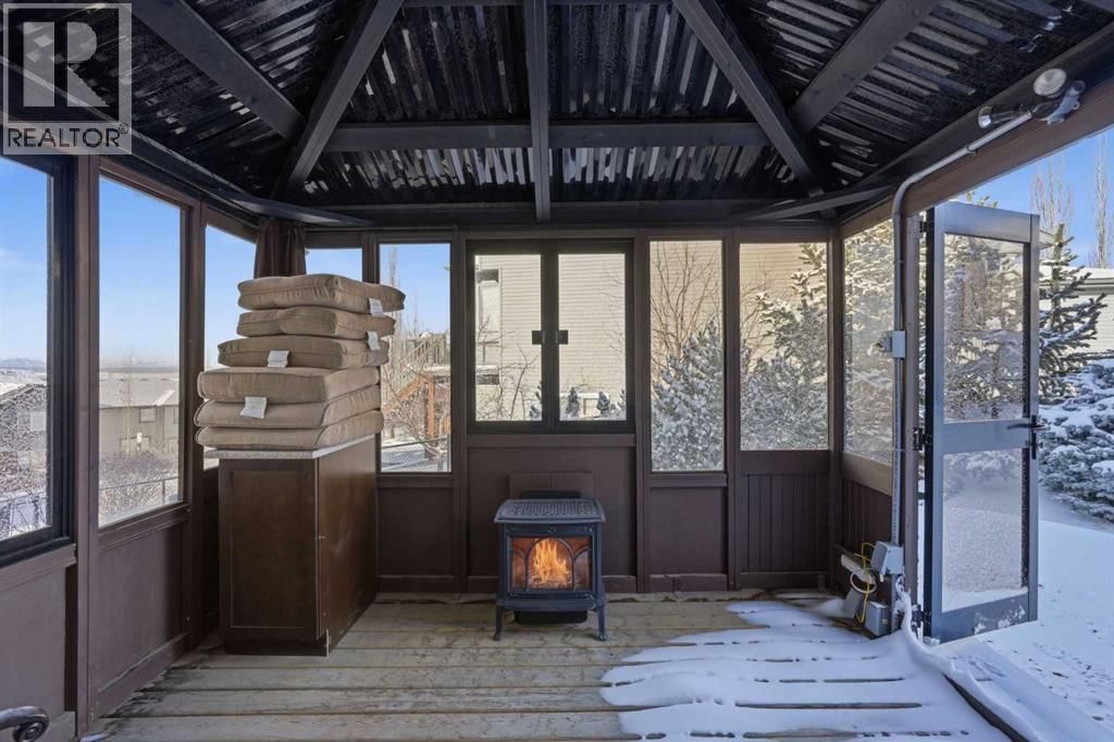 238 Sunset View, Cochrane